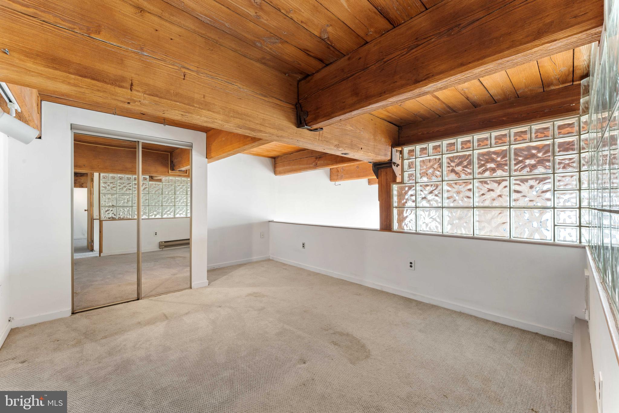 700 South 10th Street, Unit 2F Philadelphia, PA 19147 - Photo 18 of 40 a view of an empty room