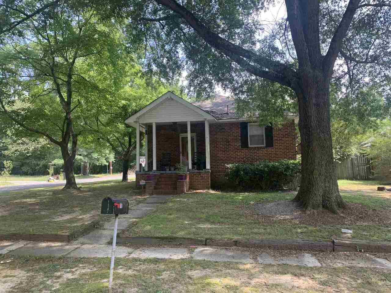 10 Locust Street Northeast Rome, GA 30161 - Photo 1 of 1 a front view of a house with garden