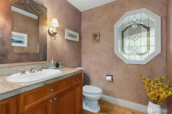 $2,700,000 | 3530 140th Avenue Northeast, Bellevue, WA 98005