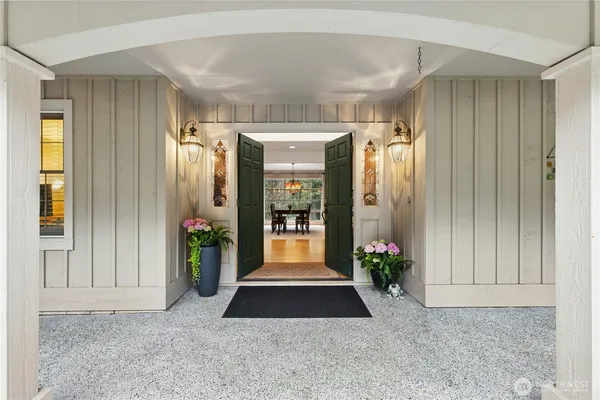 $2,700,000 | 3530 140th Avenue Northeast, Bellevue, WA 98005