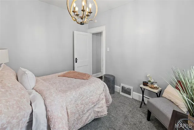 $119,900 | 612 East 9th Street, Alton, IL 62002