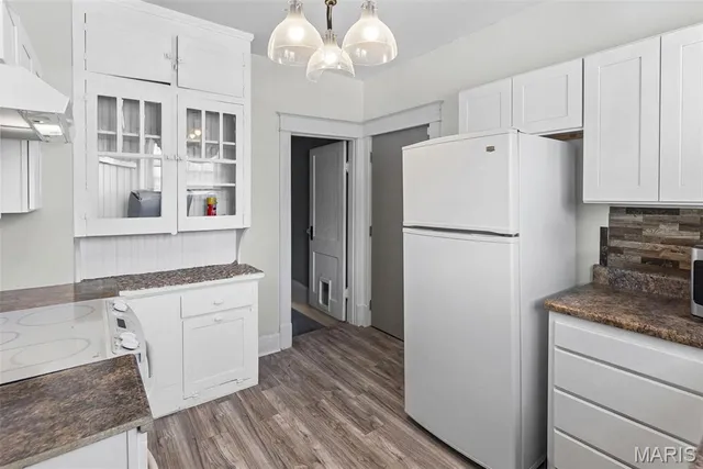 $119,900 | 612 East 9th Street, Alton, IL 62002