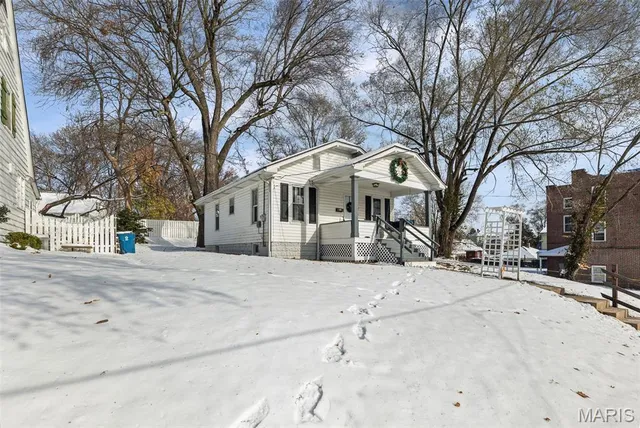 $119,900 | 612 East 9th Street, Alton, IL 62002