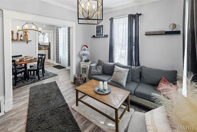 $119,900 | 612 East 9th Street, Alton, IL 62002