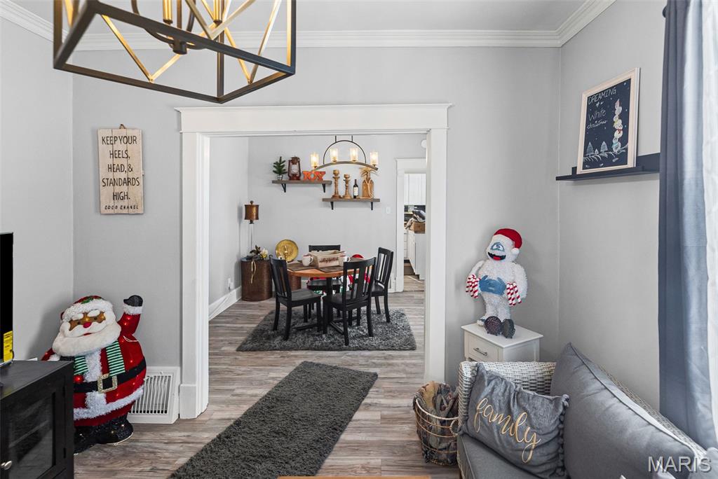 612 East 9th Street Alton, IL 62002 - Photo 8 of 23