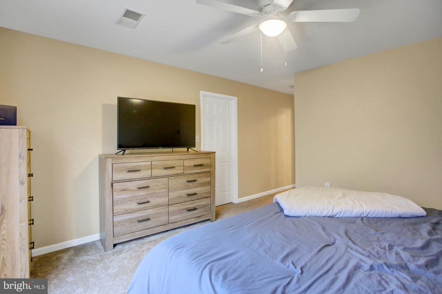 14666 Ridge Road Waynesboro, PA 17268 - Photo 17 of 27 Gallery Image 17