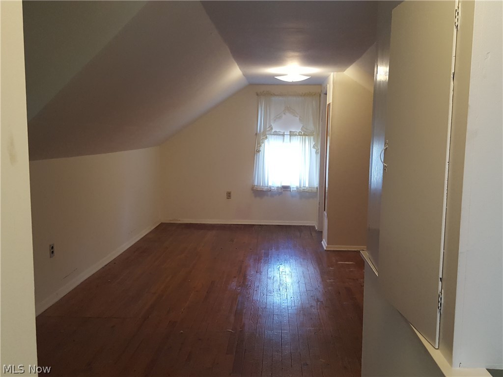1111 Mayfield Ridge Road Cleveland, OH 44124 - Photo 19 of 35 2nd floor bedroom with 1/2 bath