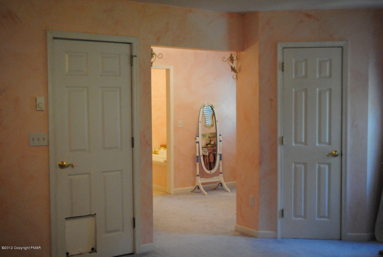 185 Five Springs Road Stroudsburg, PA 18360 - Photo 12 of 29 Master bedroom #3 photo