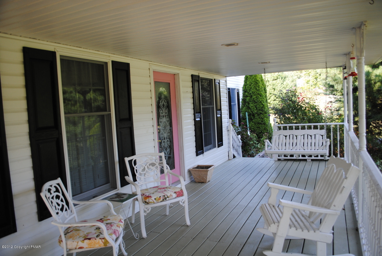 185 Five Springs Road Stroudsburg, PA 18360 - Photo 2 of 29 Porch