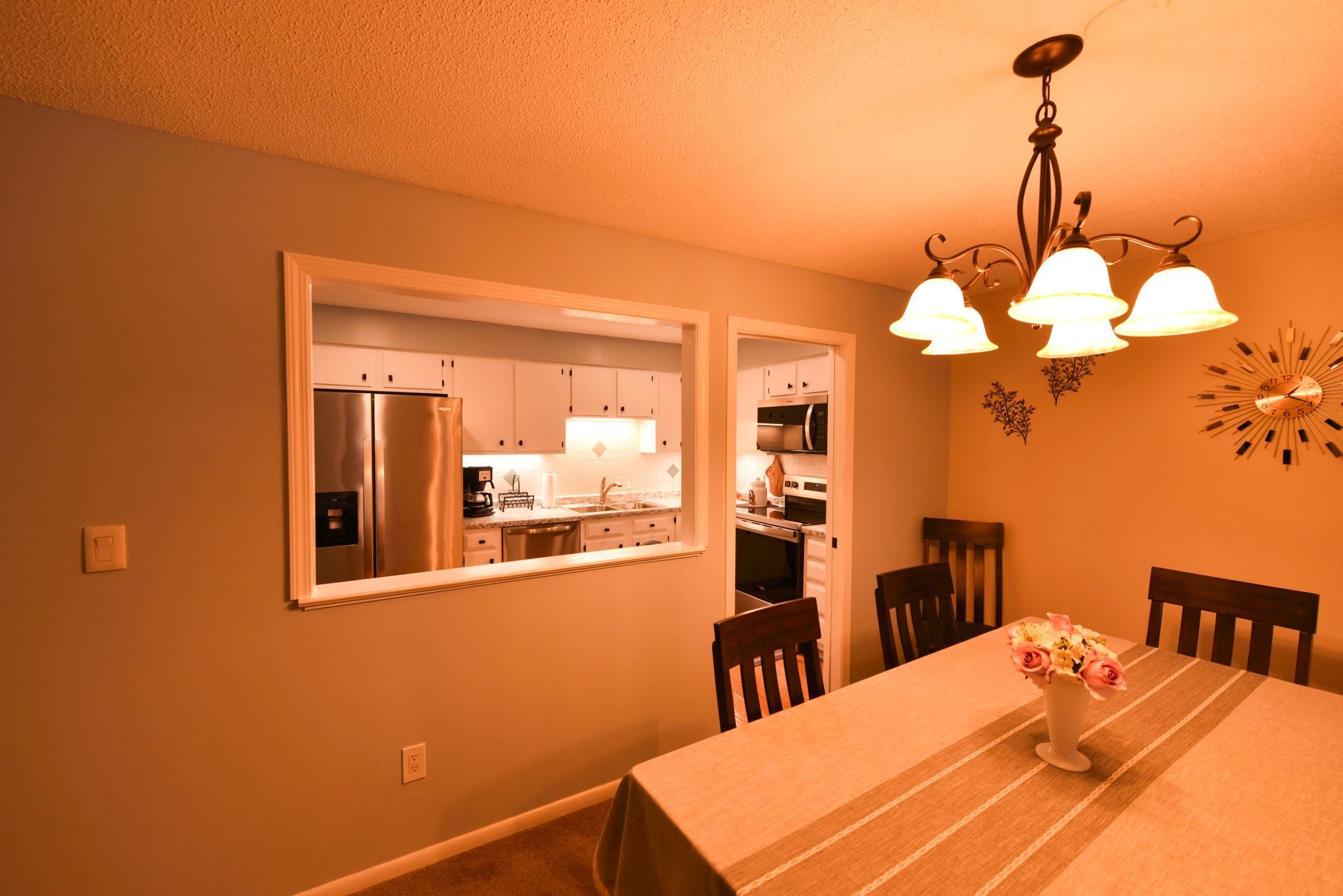 1850 Eagle Ridge Drive, Unit E205 Mendota Heights, MN 55118 - Photo 11 of 23