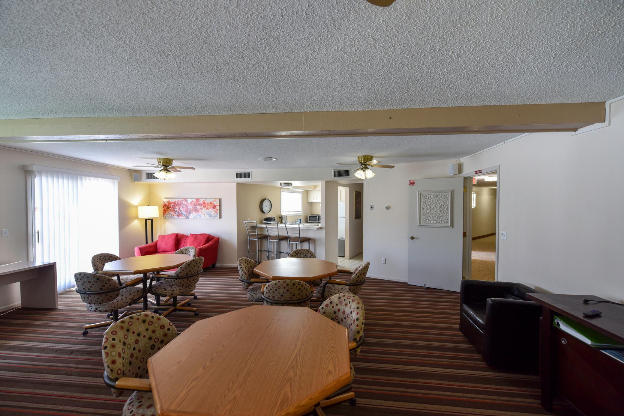 1850 Eagle Ridge Drive, Unit E205 Mendota Heights, MN 55118 - Photo 21 of 23