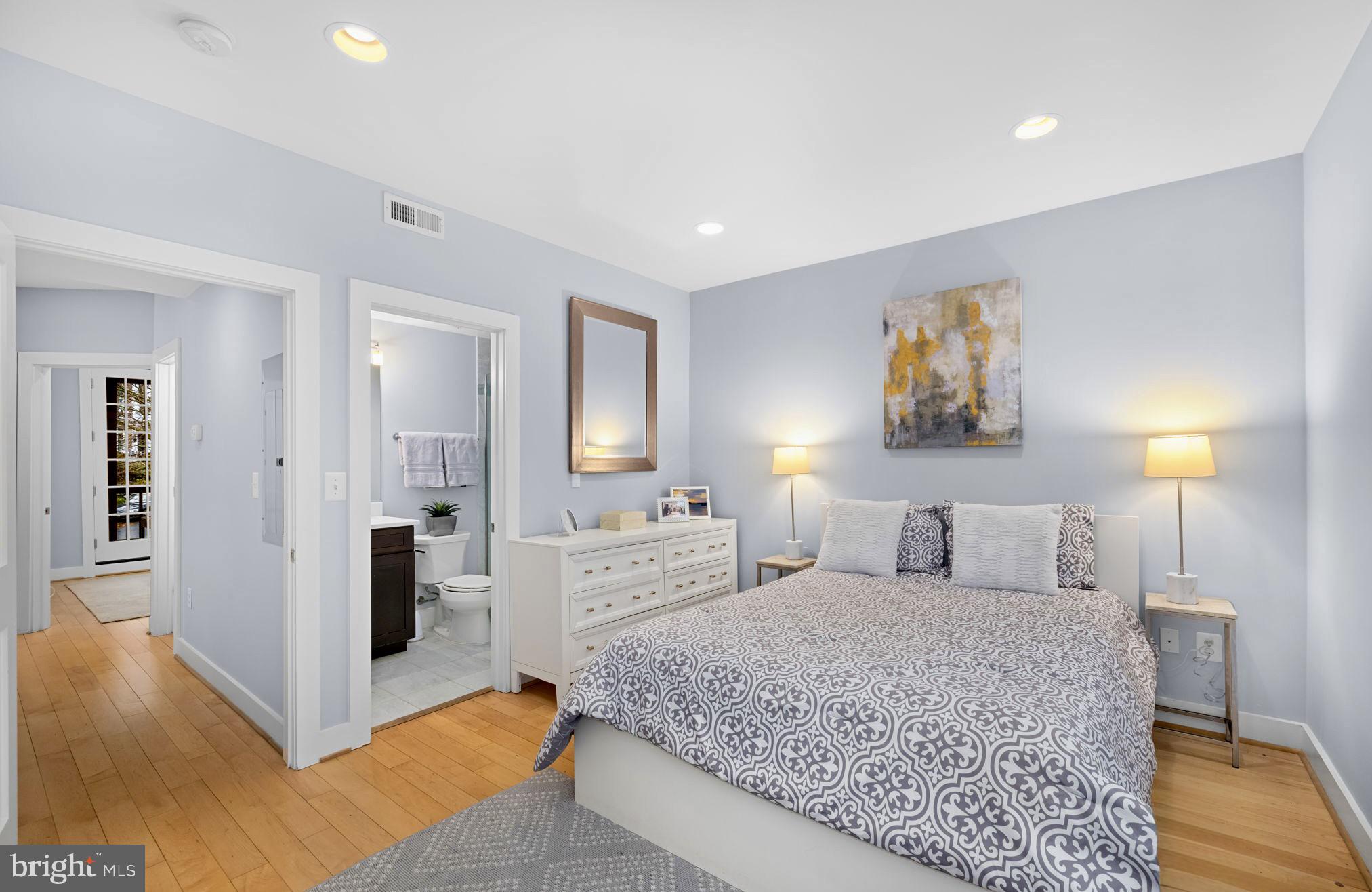 2359 Ashmead Place Northwest, Unit 3 Washington, DC 20009 - Photo 13 of 21