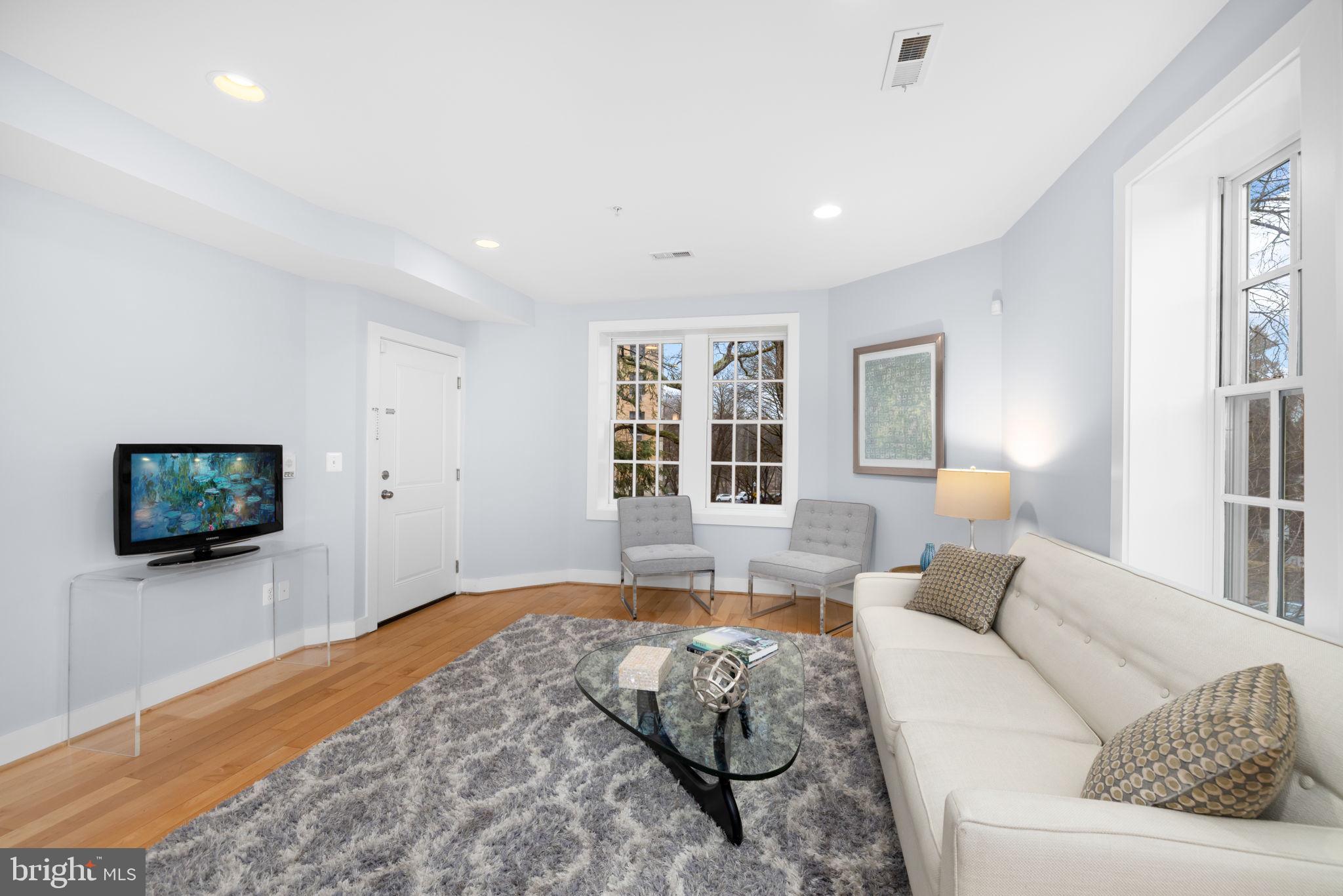 2359 Ashmead Place Northwest, Unit 3 Washington, DC 20009 - Photo 3 of 21