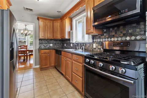 $799,000 | 11 Crawford Street, Yonkers, NY 10705