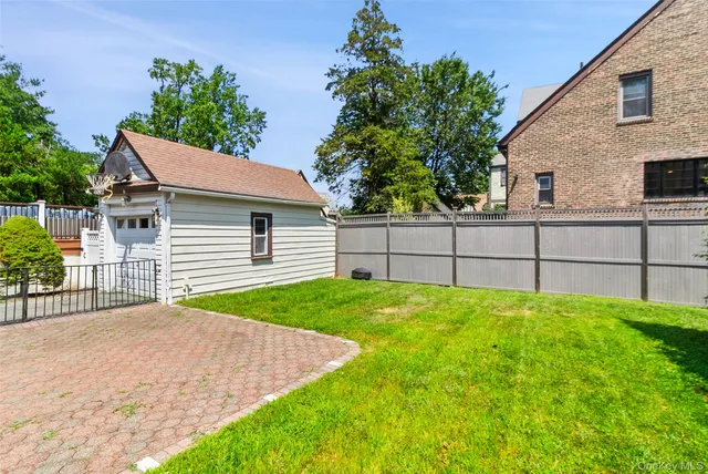 $799,000 | 11 Crawford Street, Yonkers, NY 10705