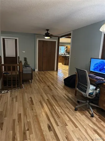 $384,900 | 10198 Old Rte 66, Litchfield, IL 62056