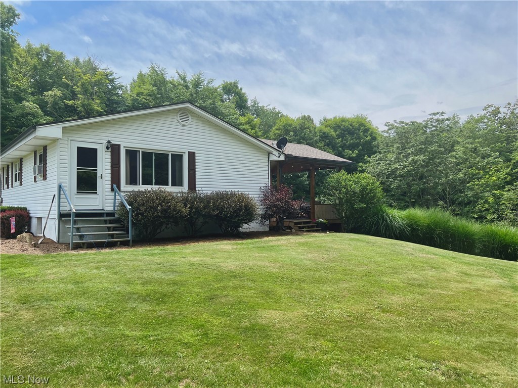 6989 Lowmiller Road Minerva, OH 44657 - Photo 2 of 19