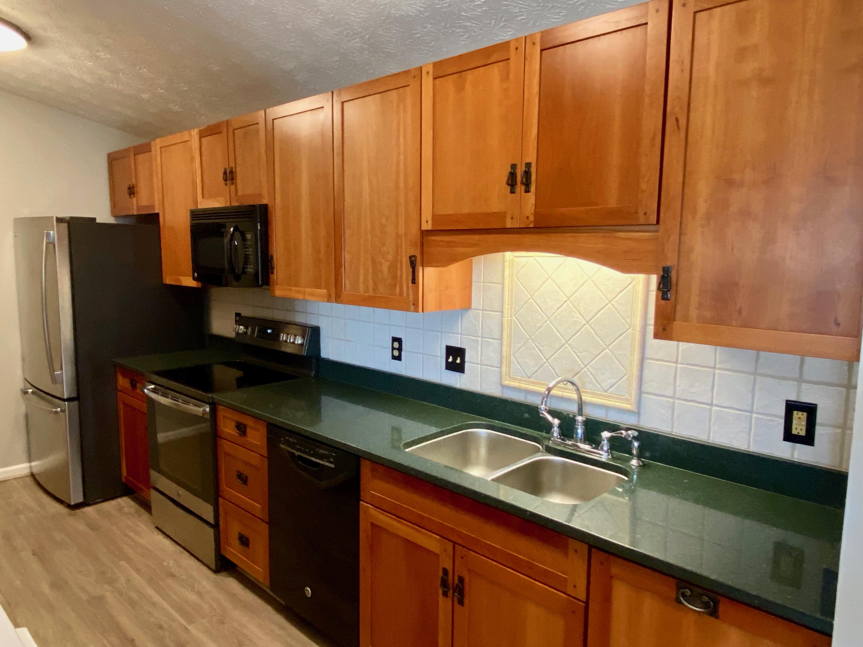350 Timber Ridge Drive, Unit 10 Wilder, KY 41071 - Photo 8 of 50 170
