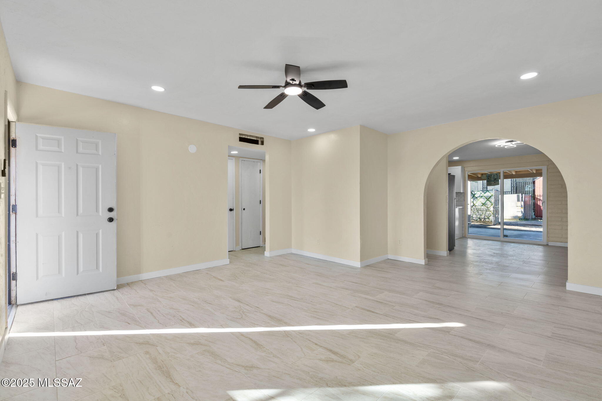 1852 West Caravelle Road Tucson, AZ 85713 - Photo 10 of 29 11-web-or-mls-1852 W Caravelle Rd-51