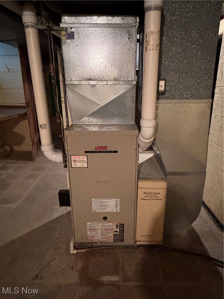 4308 Silsby Road University Heights, OH 44118 - Photo 21 of 28 View of utility room