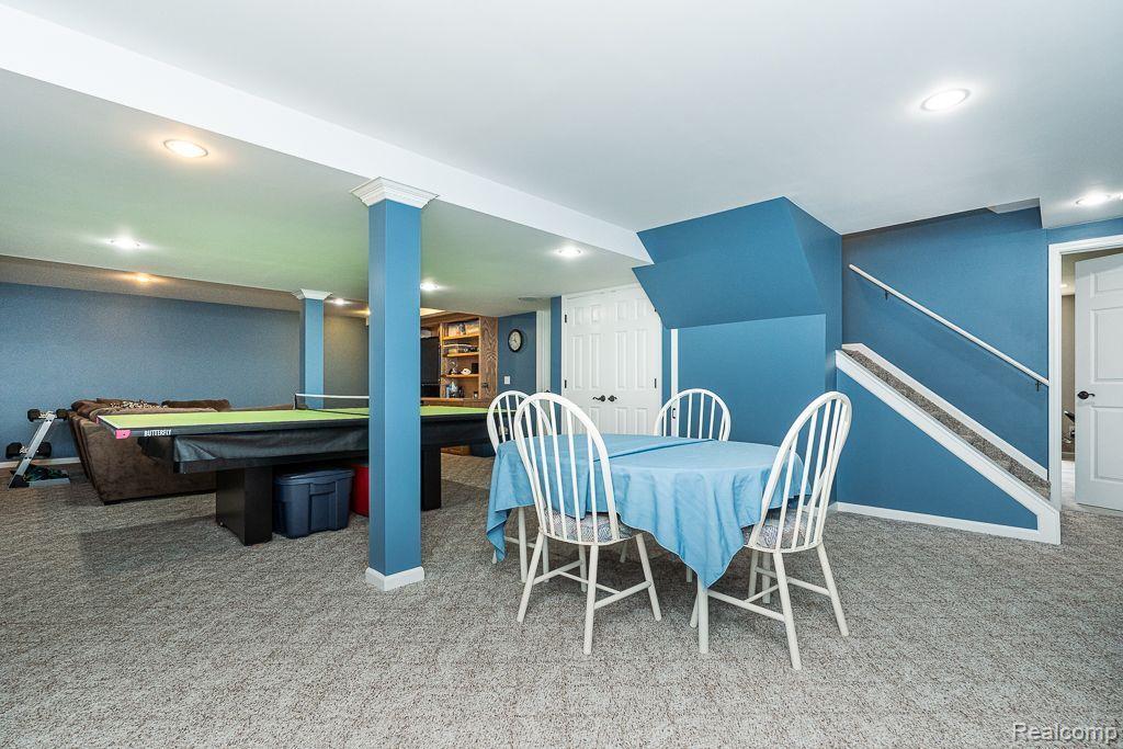 2072 Ridgefield Court Rochester Hills, MI 48306 - Photo 29 of 41