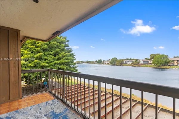 $3,100 | 6745 Northwest 169th Street, Unit G, Hialeah, FL 33015