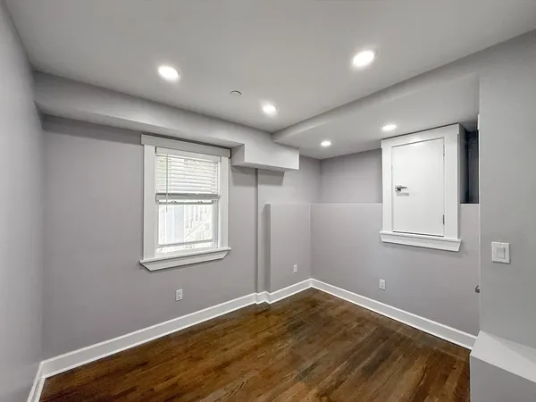$2,100 | 468 Salem Street, Unit 3, Malden, MA 02148