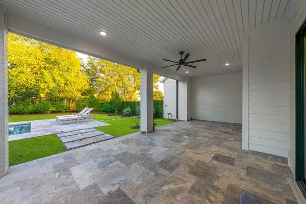 a view of a garden with an outdoor space