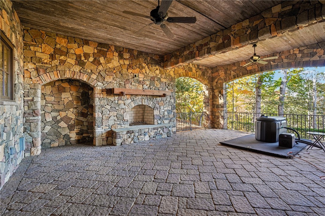 812 Top Ridge Drive Sunset, SC 29685 - Photo 38 of 48