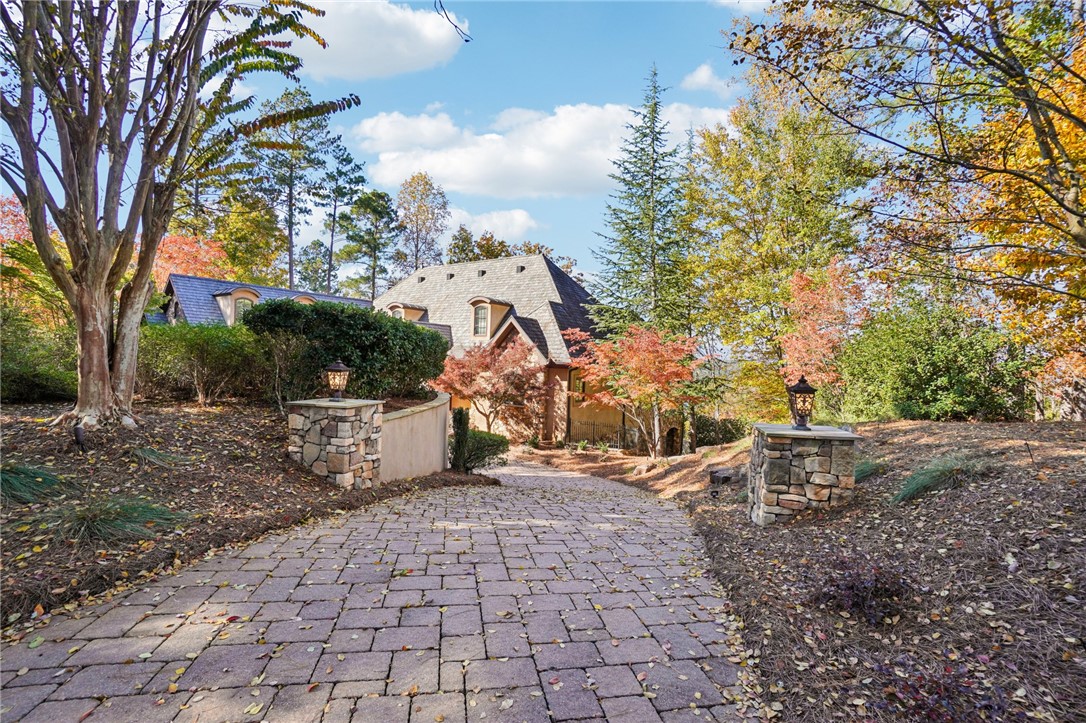 812 Top Ridge Drive Sunset, SC 29685 - Photo 7 of 48