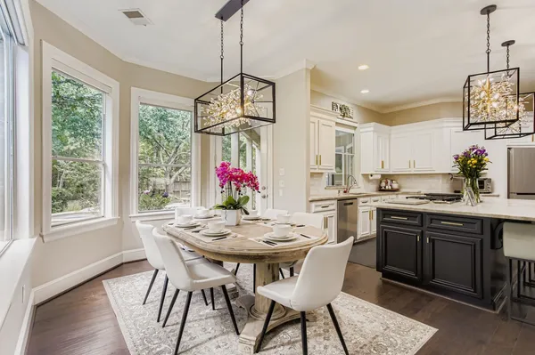 $8,000 | 31 Glenleigh Place, The Woodlands, TX 77381