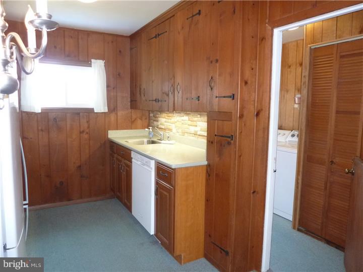 434 Norma Road Ambler, PA 19002 - Photo 12 of 25 Kitchen