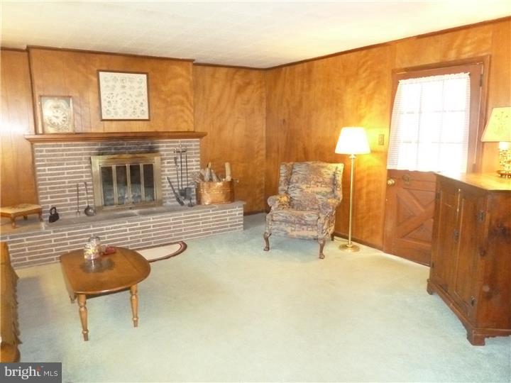 434 Norma Road Ambler, PA 19002 - Photo 7 of 25 Family Room