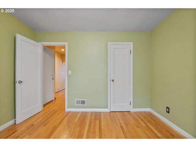 $449,900 | 1725 24th Street Northeast, Salem, OR 97301