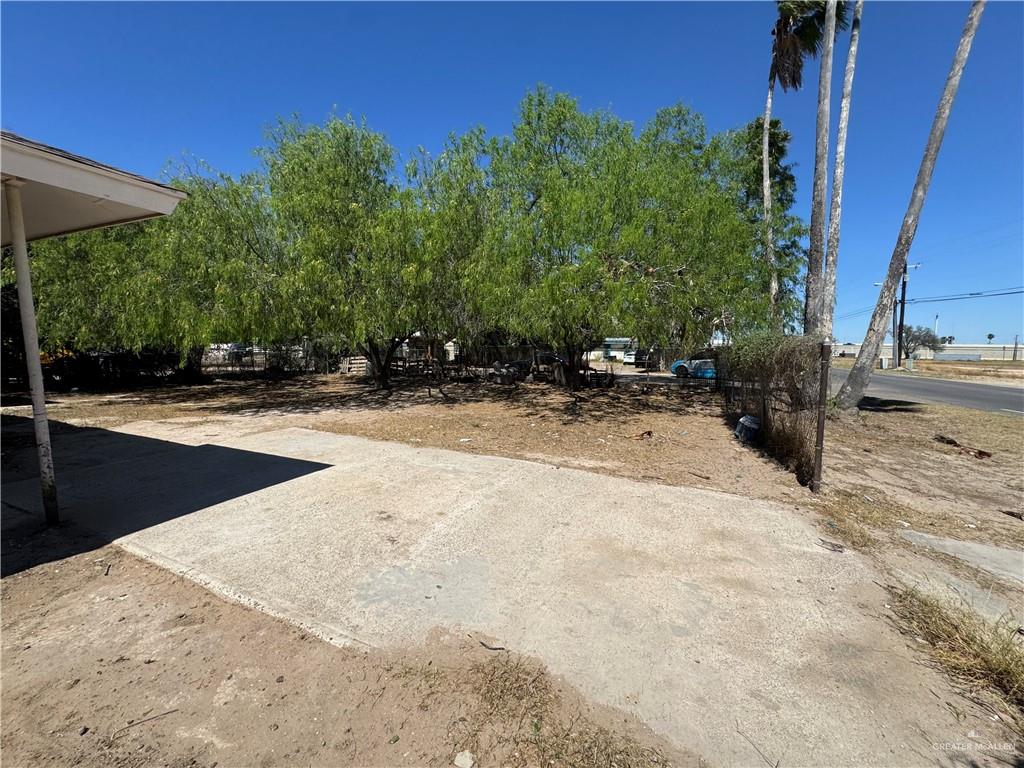 420-422 La Homa Road Mission, TX 78572 - Photo 14 of 16