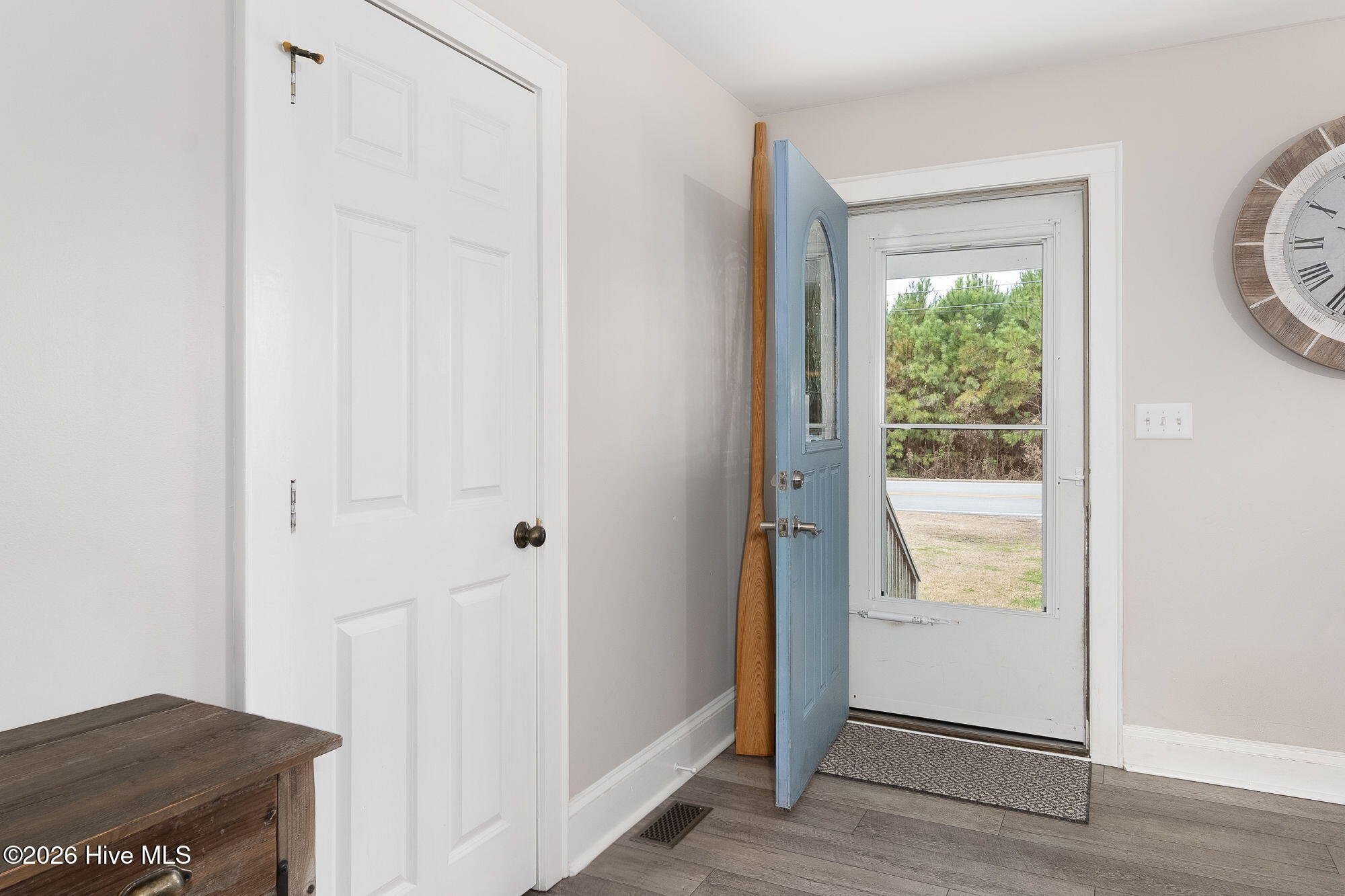 527 Marshallberg Road Smyrna, NC 28579 - Photo 6 of 30 Entrance