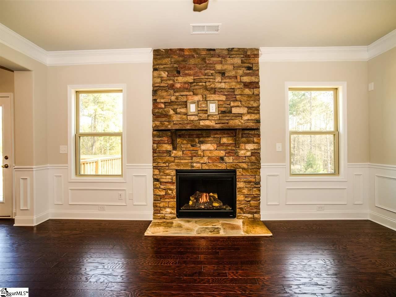 201 Quail Hunt Road Simpsonville, SC 29680 - Photo 8 of 22 Gallery Image 8