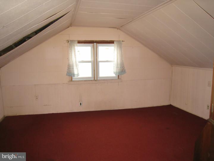 9229 Horatio Road Philadelphia, PA 19114 - Photo 6 of 8 Bedroom 4