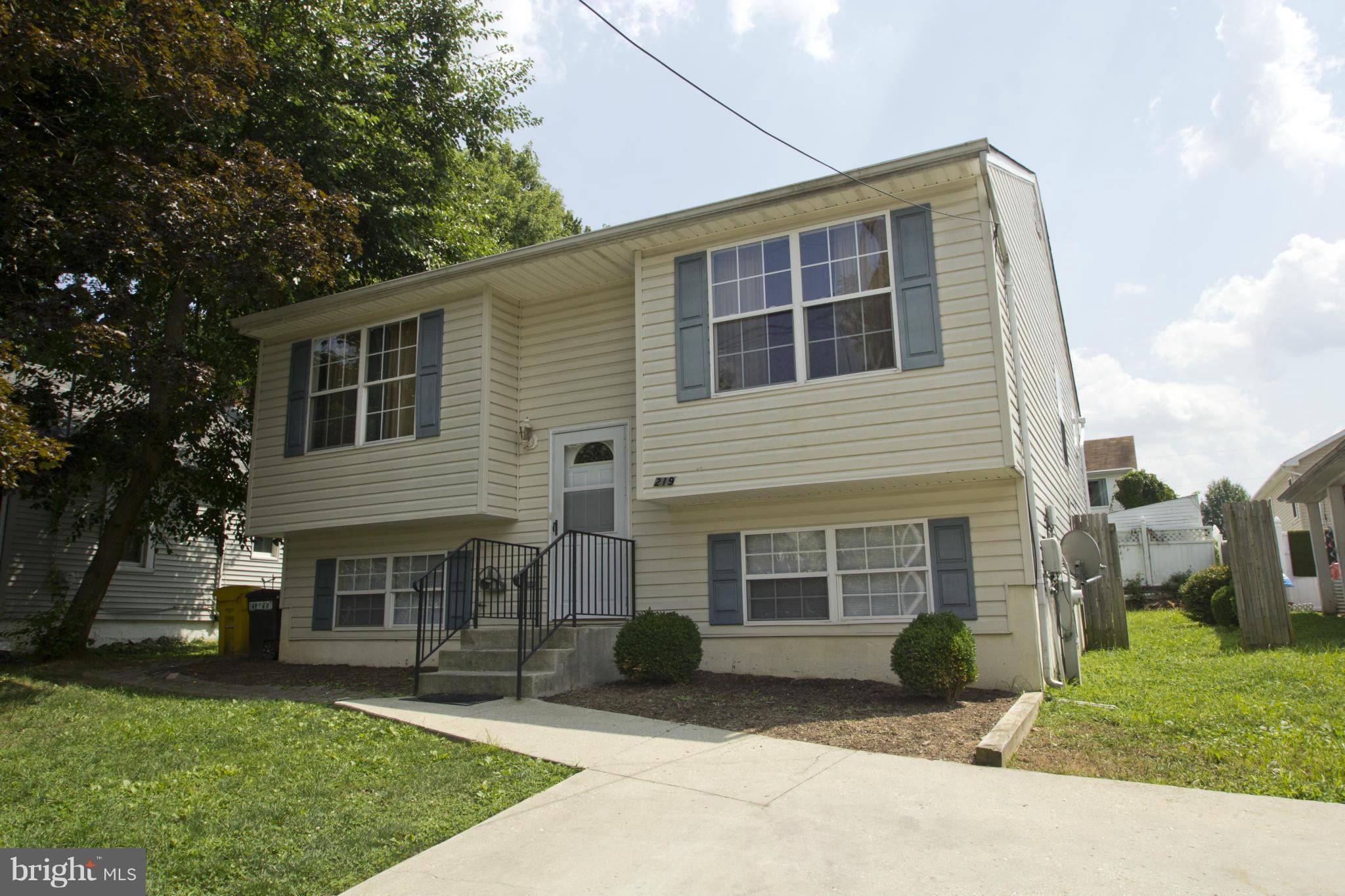 219 Cresswell Road Baltimore, MD 21225 - Photo 1 of 22 Front Exterior View