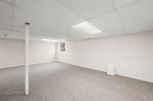 $3,100 | 28849 Hearthstone Drive, Novi, MI 48377