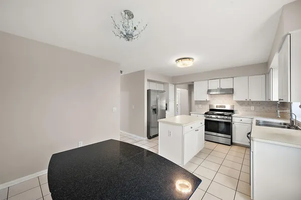 $3,100 | 28849 Hearthstone Drive, Novi, MI 48377