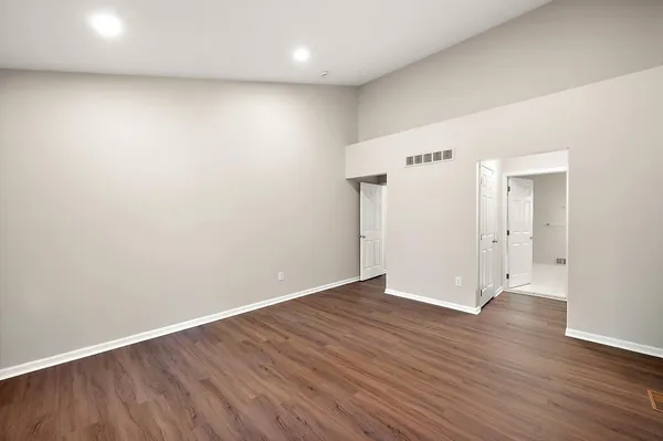 $3,100 | 28849 Hearthstone Drive, Novi, MI 48377