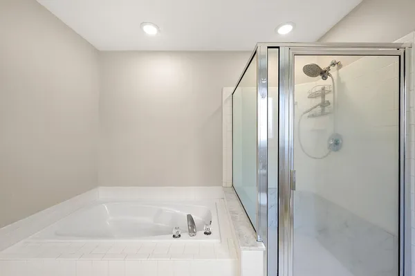 $3,100 | 28849 Hearthstone Drive, Novi, MI 48377