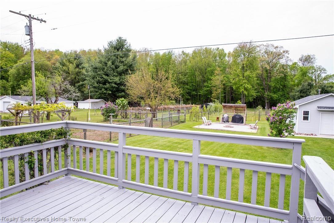 4725 Brott Road North Street, MI 48049 - Photo 17 of 37 Becky Ludy-4725 Brott-0032.jpg