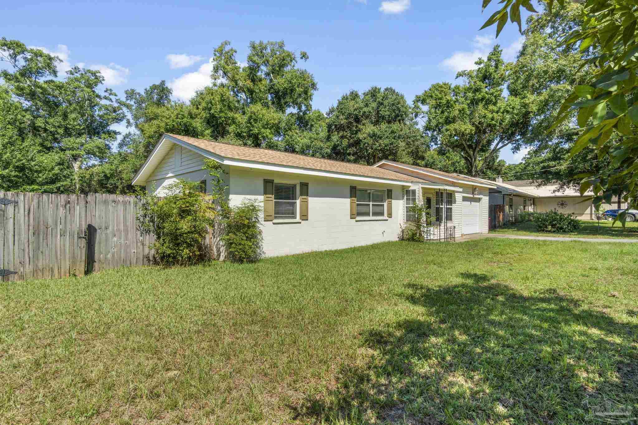 4301 Stephens Road Pace, FL 32571 - Photo 2 of 31 Gallery Image 2