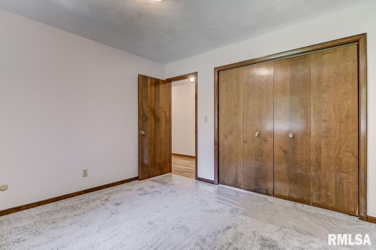 2836 Crown Point Springfield, IL 62704 - Photo 22 of 34 Gallery Image 22