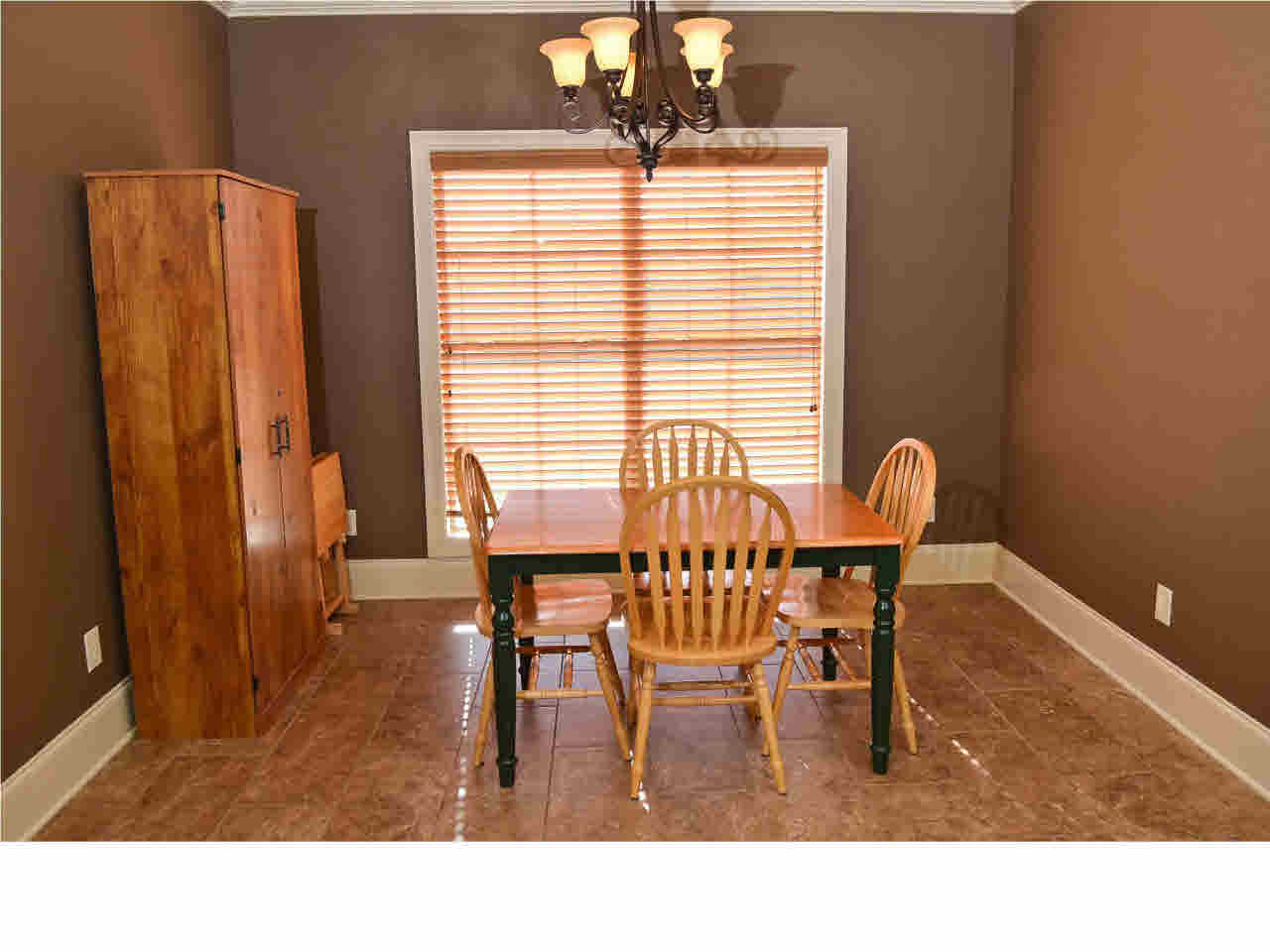 122 Hanover Street Madison, MS 39110 - Photo 11 of 28 Gas range and built-in microwave.