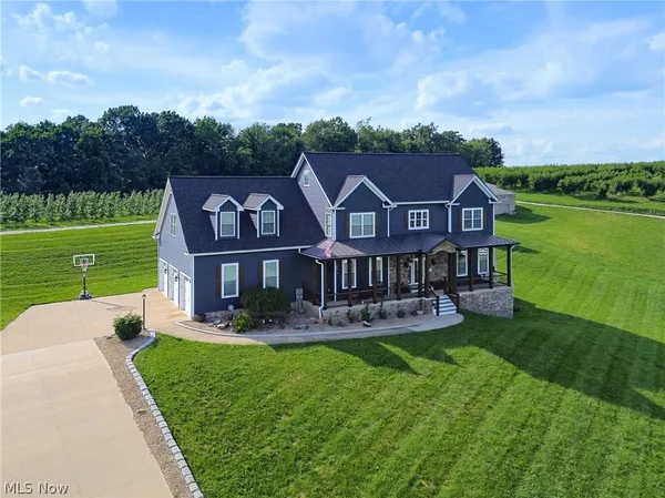 $699,000 | 14993 Millersburg Road Southwest, Navarre, OH 44662