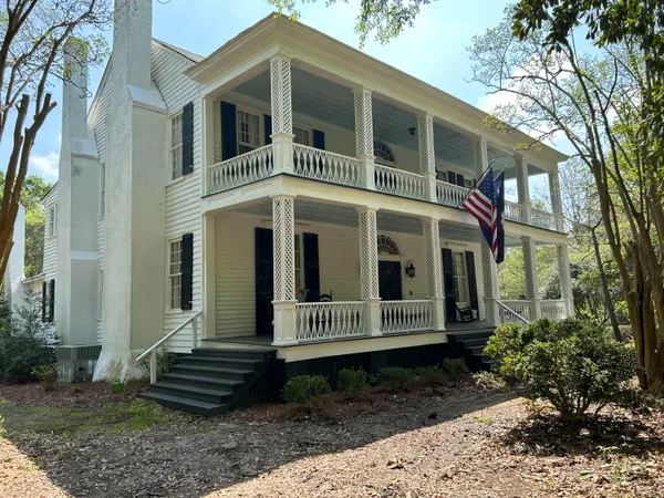 $825,000 | 406 Buncombe Street, Edgefield, SC 29824