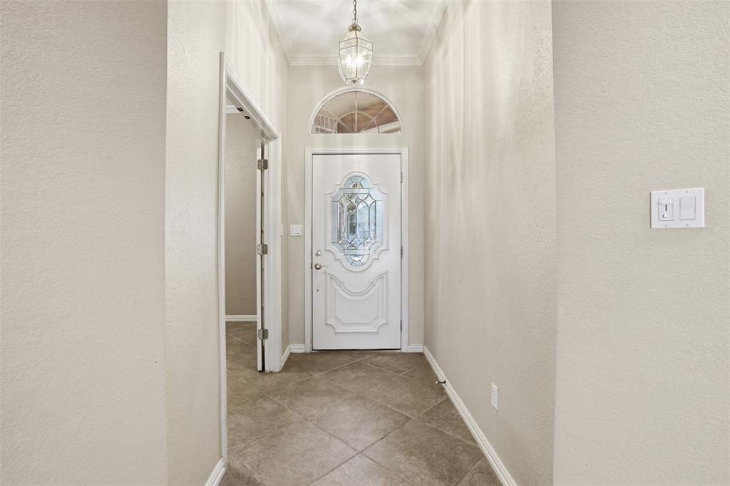 231 Bluff View Court Aledo, TX 76008 - Photo 7 of 34